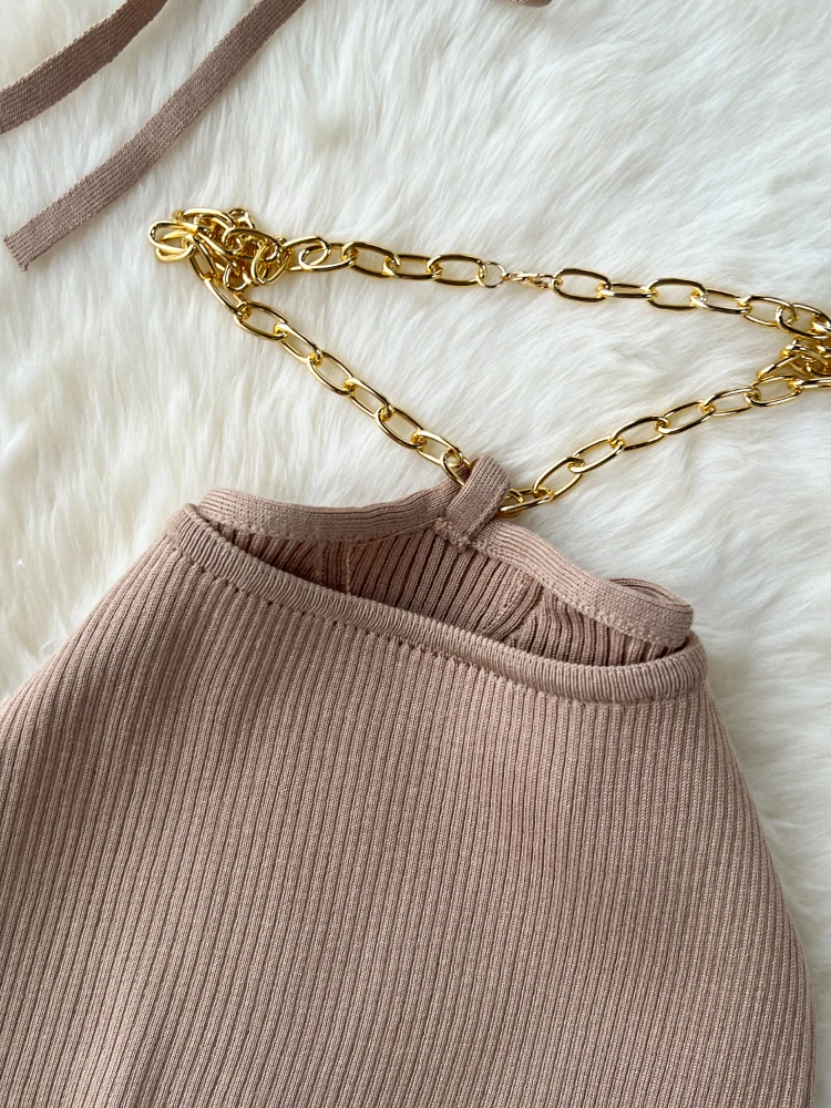 طقم نسائي مثير محبوك من قطعتين ، توب بدون أكمام برقبة الرسن ، تنورة ملفوفة بفتحة ضيقة على الأرداف ، بدلات شاطئ