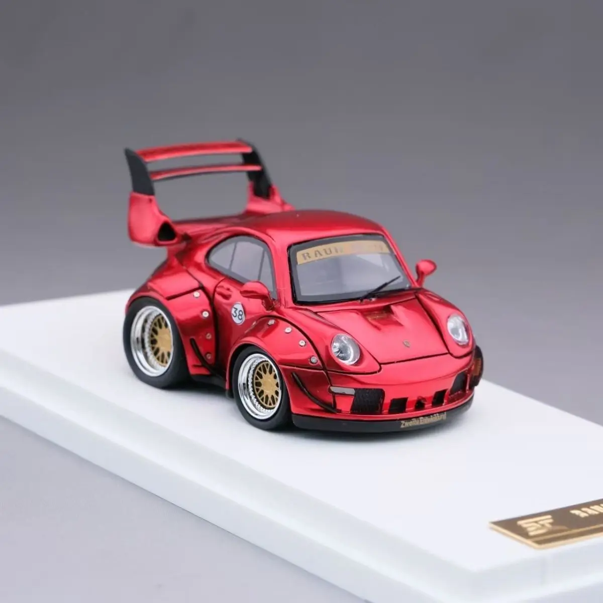 

499 resin material 1/64 ratio Porsche 993RWB high tail new spot Q car, egg car