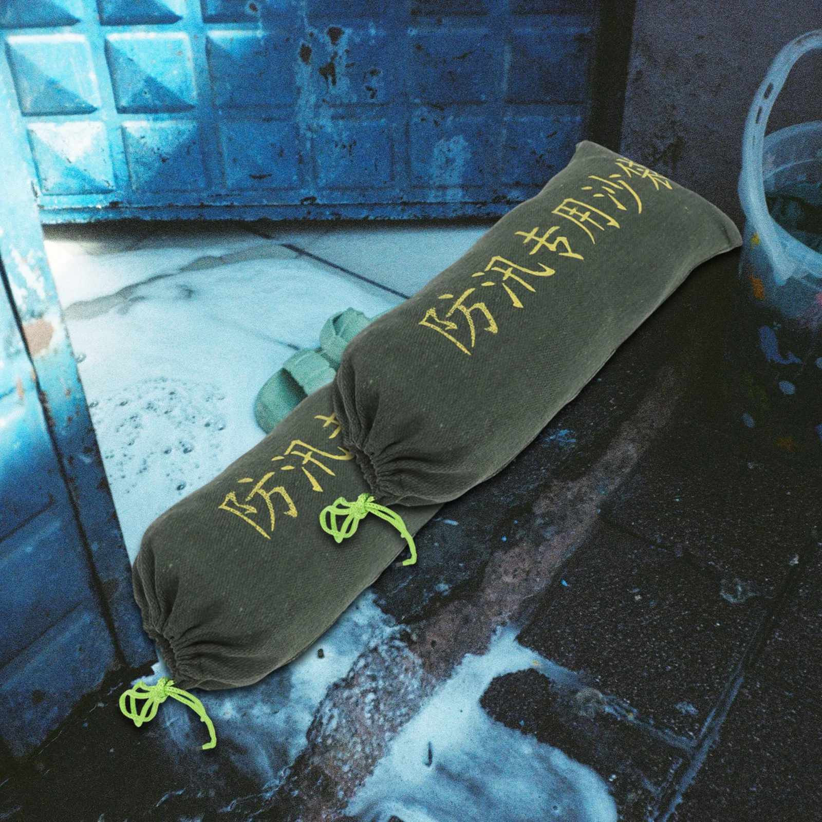 2 قطعة أكياس الرمل الفيضانات مقاوم للماء الثقيلة قماش حاجز المياه أكياس التوسع امتصاص الذاتي لباب الطوارئ التحكم في الفيضانات #6