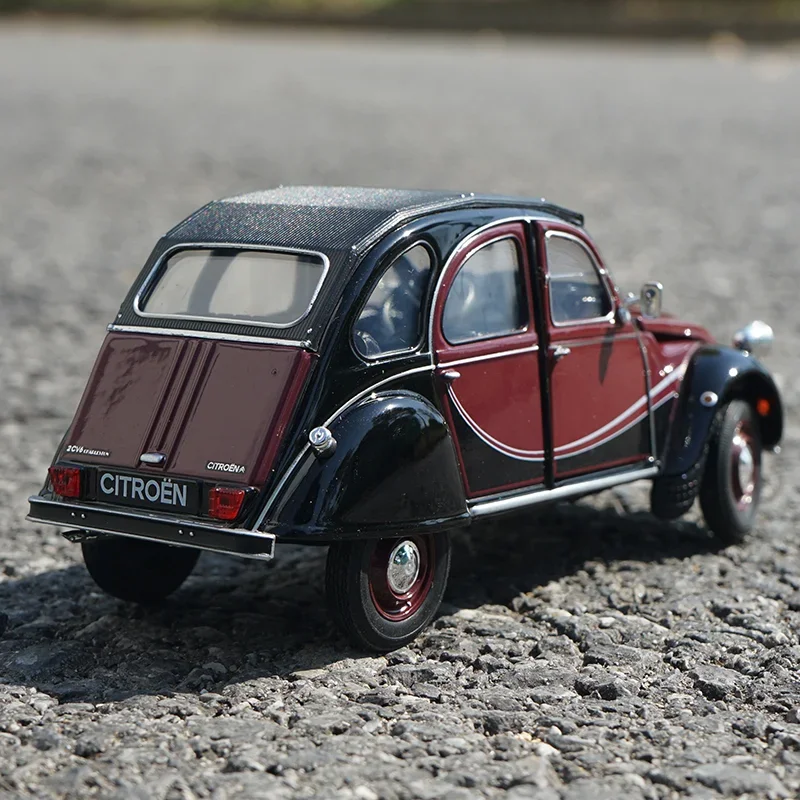 Welly 1:24 Citroen 2CV 6 Charleston Alloy Classic Vintage Car Model Diecast Metal Toy Classic Car Model Collection Gift