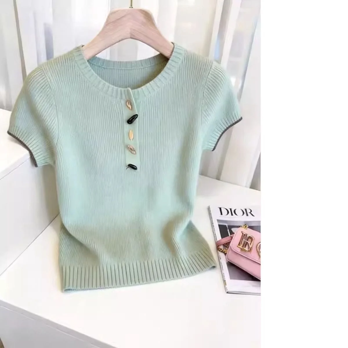 Elegant Green Knitted Top Women's Slim Fit Short Sleeve V-Neck Summer Thin Style Button Design Fashionable Body Shaping Shirt