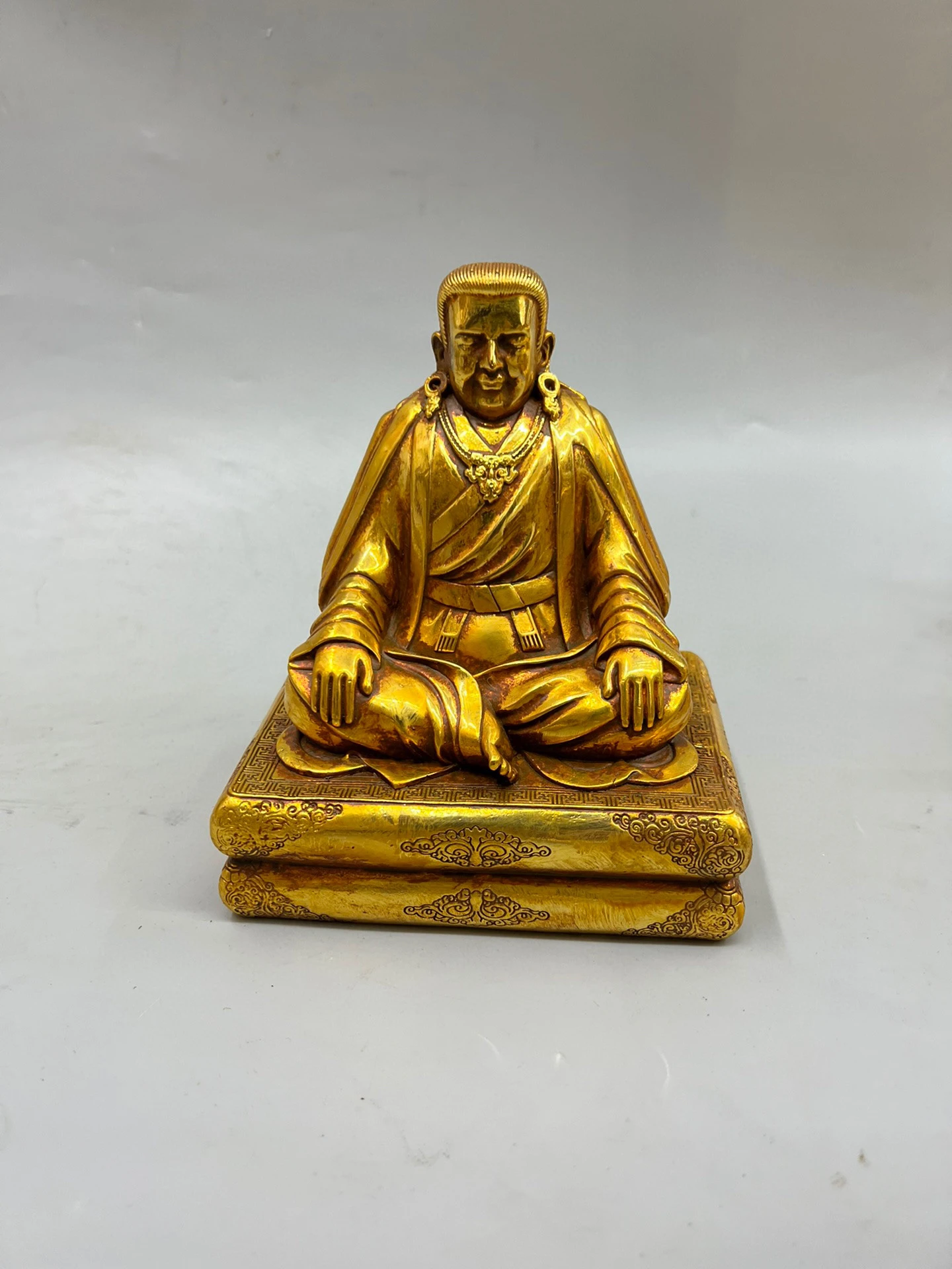 Antique Pure Copper Gilt Marpa Venerable Kagyu Master and Apprentice Three Mirarizba Gangboba Buddha Statue Hall Ornament