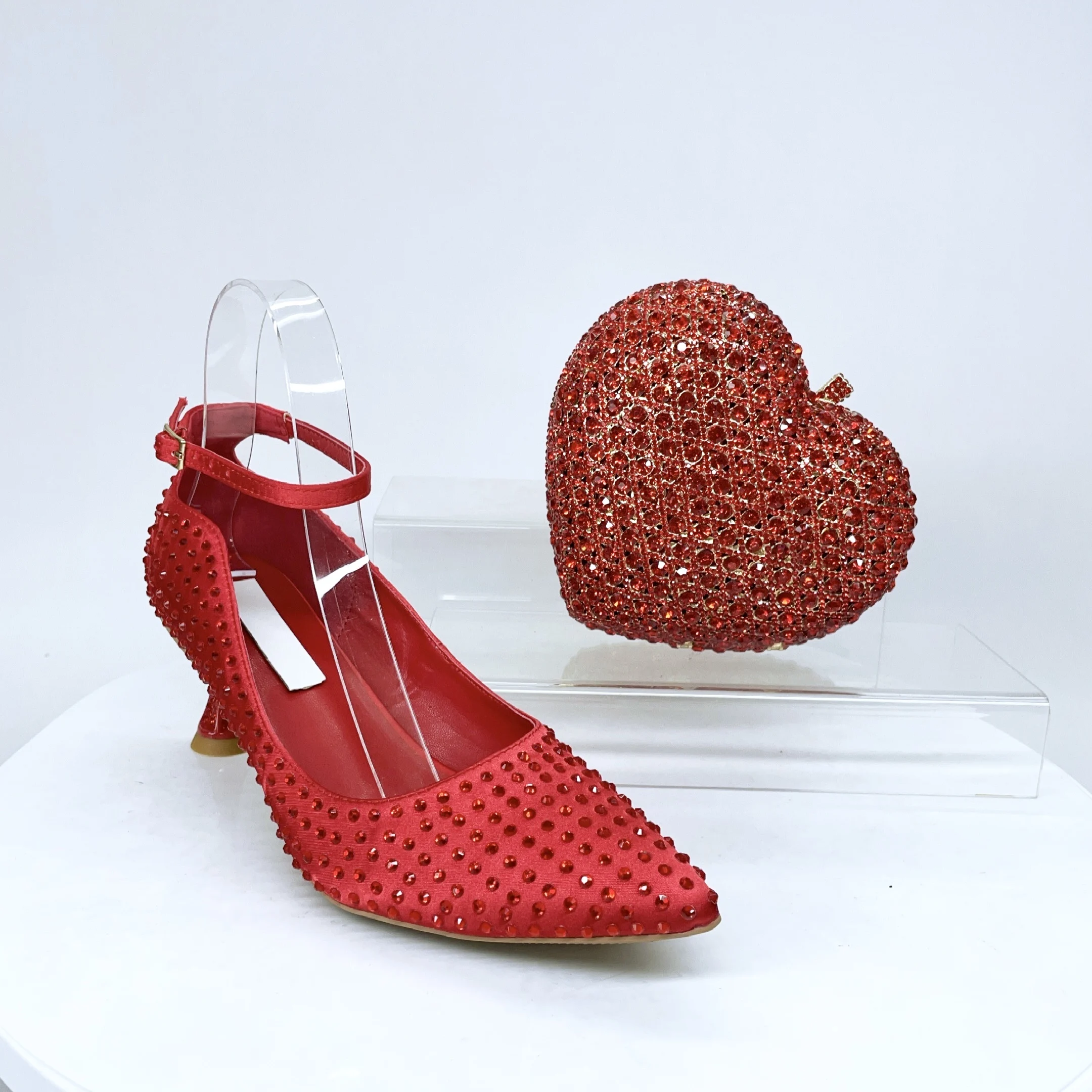 

LNATISNOVA босоножки на высоком каблуке красного цвета с драгоценными камнями и кристаллами, клатчи для вечеринки, выпускного вечера, туфли на шпильке с острым носком и стразами, туфли и сумки