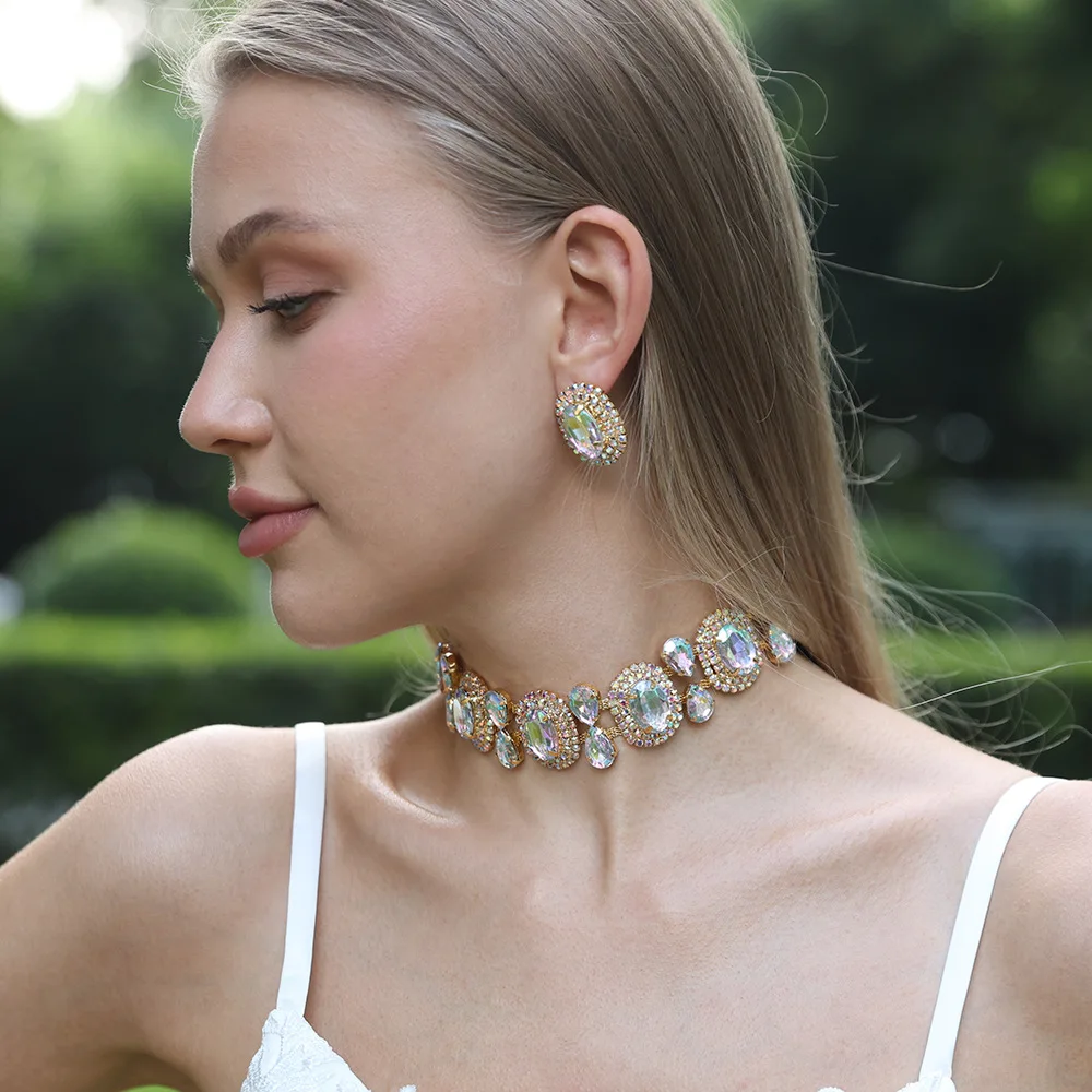 العروس حجر الراين البيضاوي قلادة طقم من الحلقان وصيفه الشرف مجوهرات الزفاف T المختنق قلادة حفلة موسيقية زي مجموعات مجوهرات ملونة