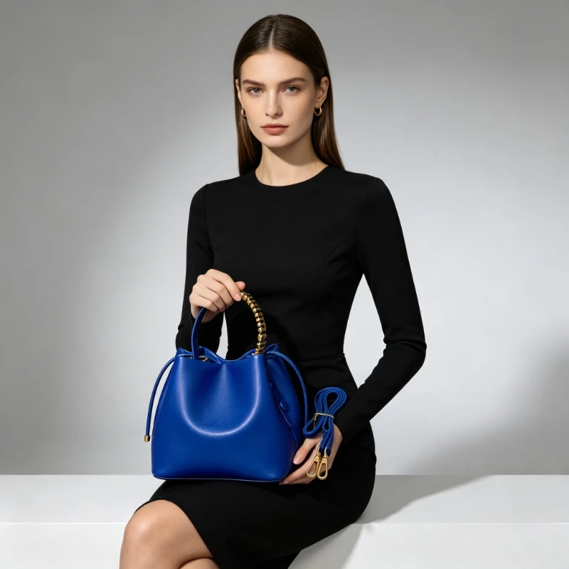 2026 New Women's Solid Color Single Shoulder Handbag Famous Luxury Designer Metal Buckle Large Capacity Diaper Bag