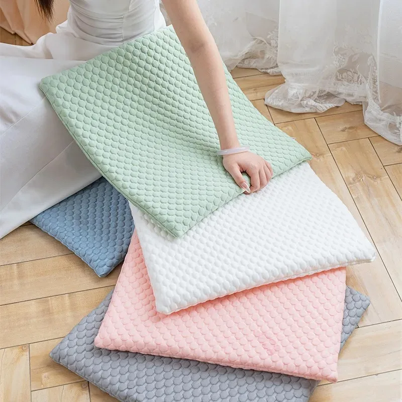Summer Cool Ice Bean Cool Cushion Office Soft Fart Cushion Chair Cushion Student Worship Cushion Breathable and Cool Feeling