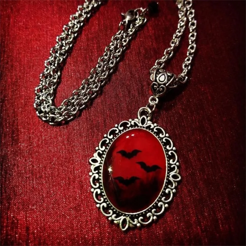 Gothic Vintage Red Black Quartz Bat Cameo Pendant Necklace For Women Accessories Fashion Jewelry