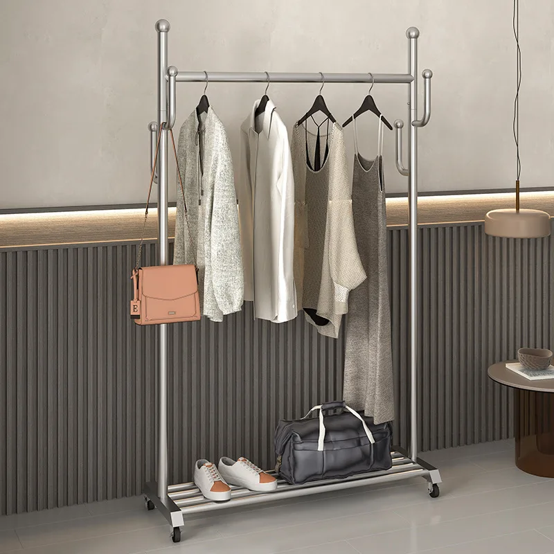 Вешалка для одежды Вешалка из нержавеющей стали Многофункциональная напольная сушилка для одежды Серебристая бытовая крытая мобильная вешалка с колесиками