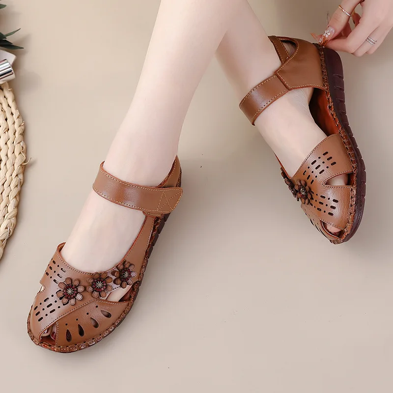 GKTINOO Sommer Neue Handgemachte frauen Schuhe Nationalen Stil Echtes Leder Hohl frauen Sandalen weiche Flache mit Sandalen