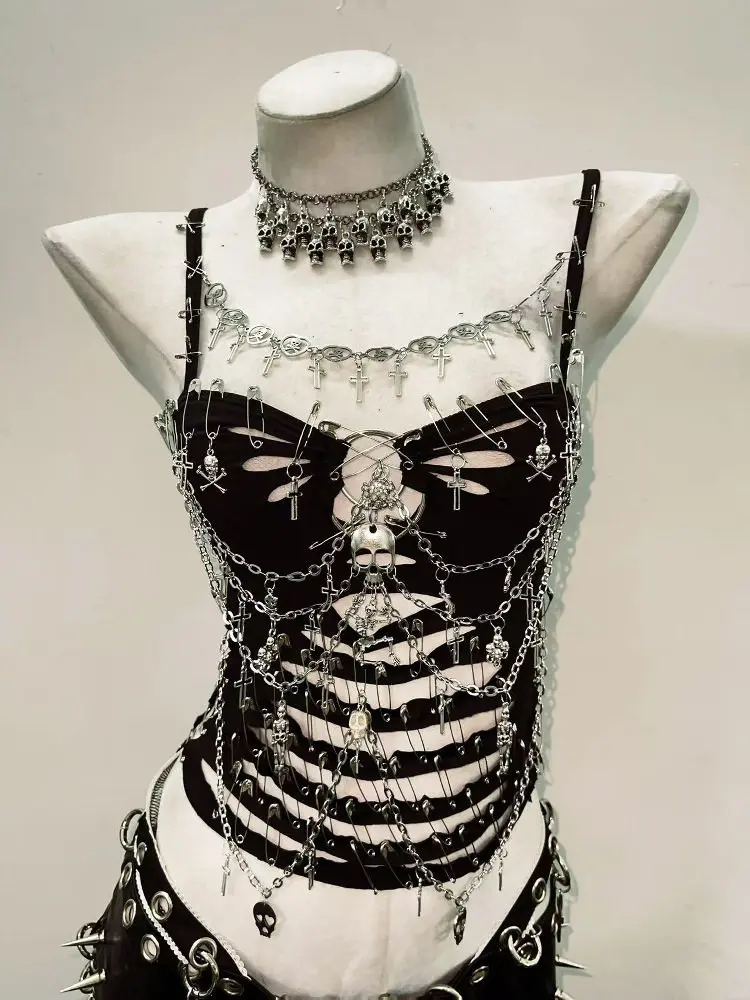 

Original Harajuku Chain Gothic Vest Summer Y2K Hollowed-out Embroidered Decorative Top with Straps Retro Party Stage Clothes