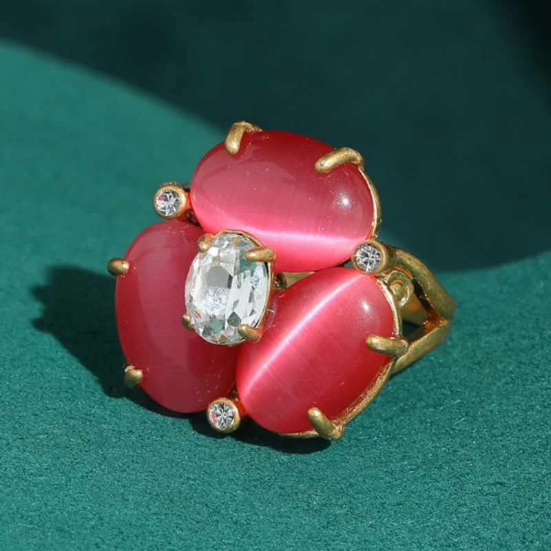 

Vintage Opals Pink Rings For Woman Flower Cat Eye Stone High Quality Gold Color Wedding Jewelry Luxury Designer Accessories