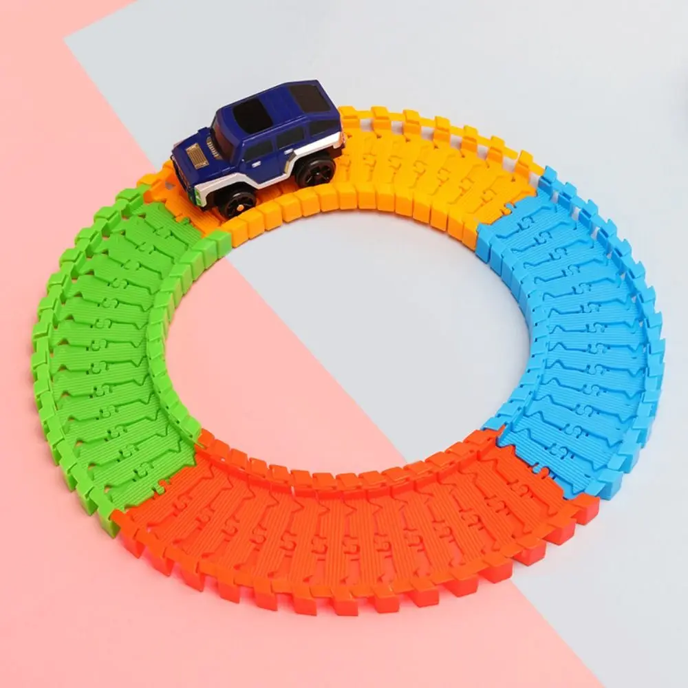 Universele DIY Monteren Racing Set Track Gevarieerde Styling Educatieve Elektrische Treinwagon Flexibel Met Lichtbaan Auto Speelgoed Kinderspeelgoed