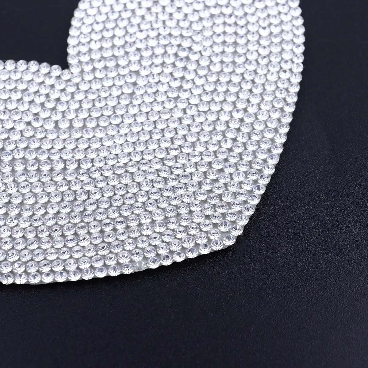 

1pc Full Rhinestone Car Decals Waterproof 3D Auto Stickers Durable Diy Decor For Windows Bumpers Trucks Glass Surfaces