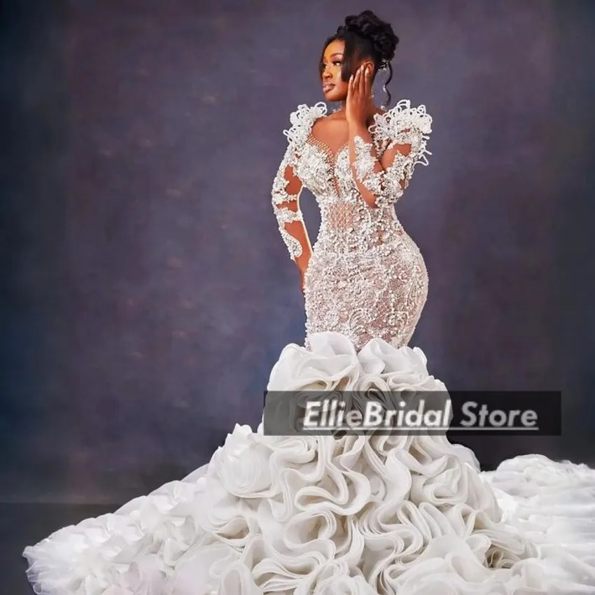 Splendidi abiti da sposa africani maniche lunghe che bordano abiti da sposa sirena di cristallo volant Dubai vestido de novia personalizzato