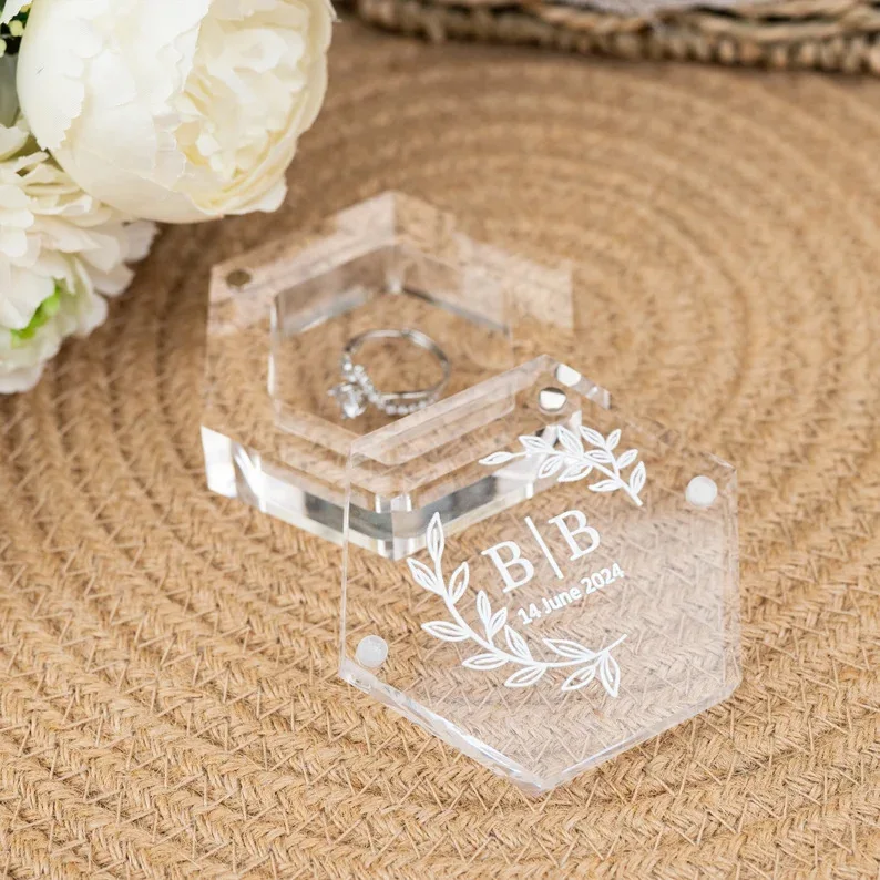 Custom Hexagonal Transparent Acrylic Ring Box Wedding Engagement Proposal Clear Acrylic Ring Jewelry Storage Box