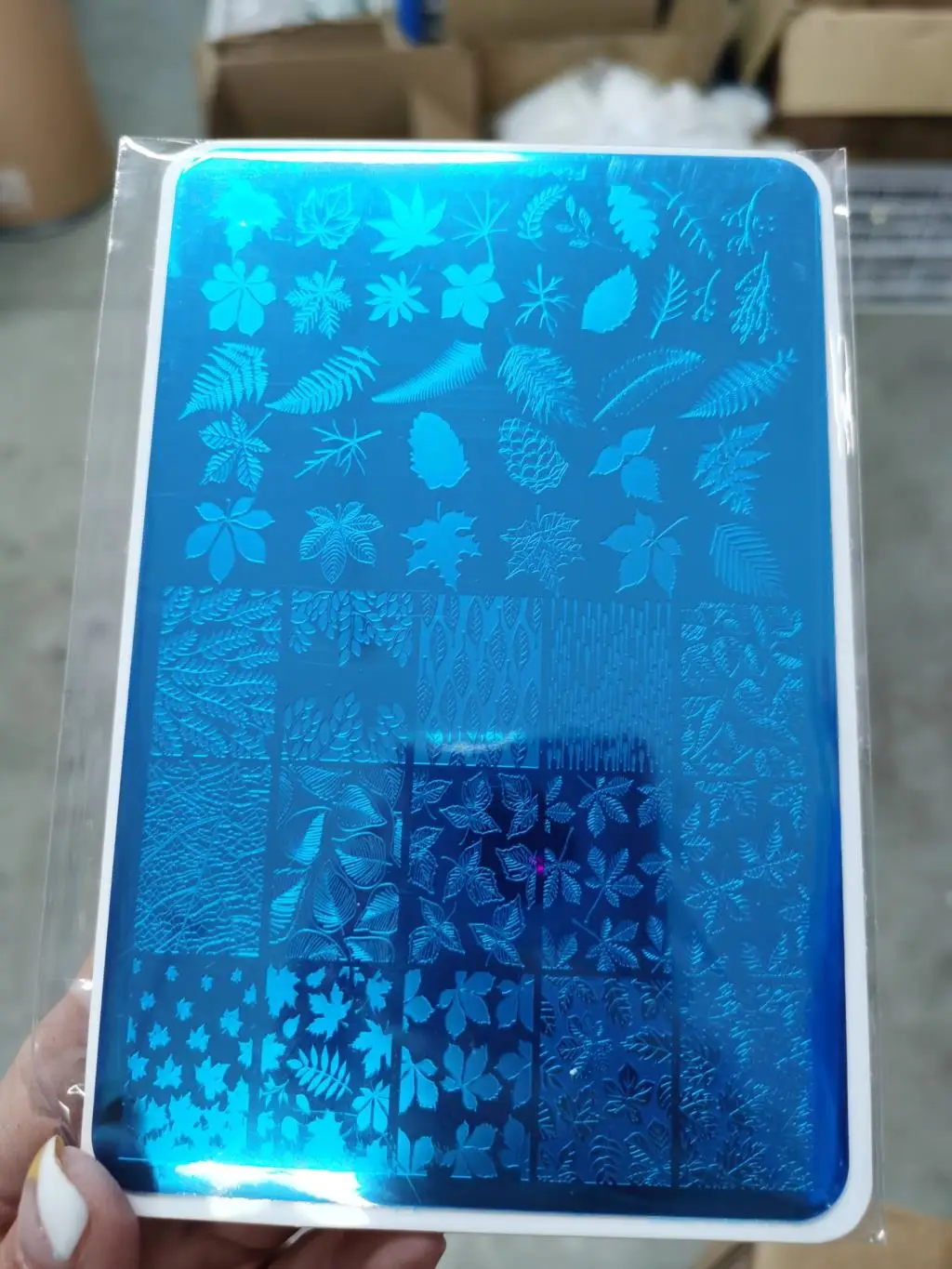 Christmas Nail Stamping Plates Over-size Stainless Steel Nail Art Stamp 9.5X14.5cm Leaves/Flowers/Snowflake Manicure Template