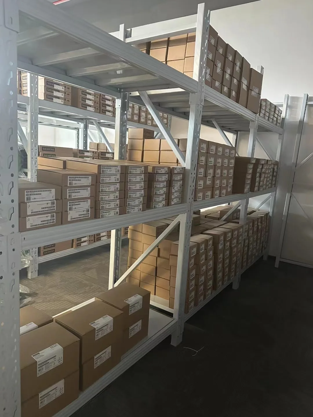 Módulo PLC de unidad de posicionamiento de salida de voltaje Melsec A1SD70 para el mercado de componentes electrónicos