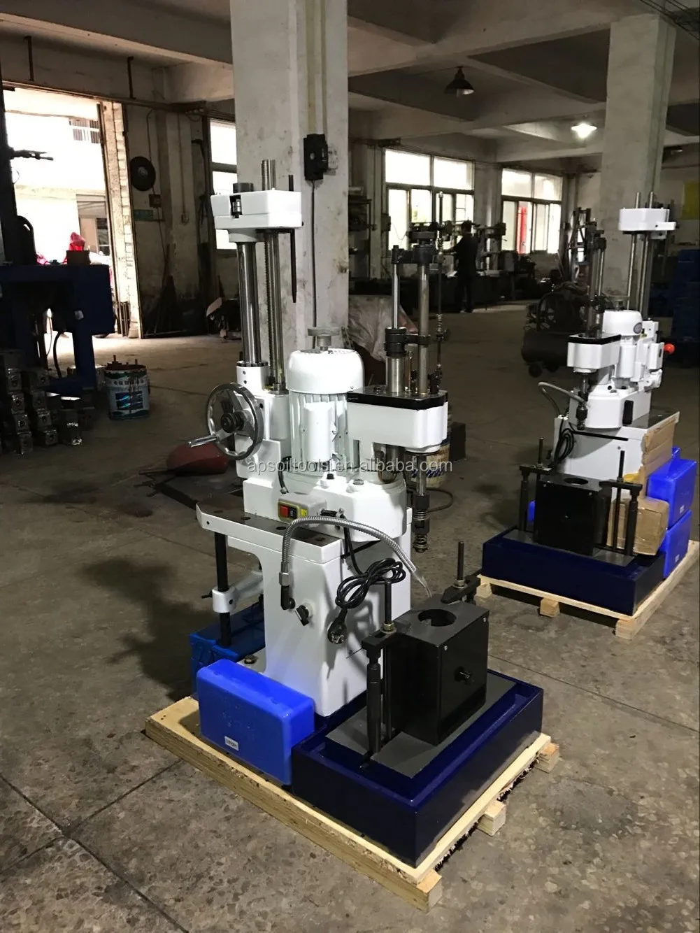 TM807A Cylinder Boring and Honing Machine for Professional Motorcycle Engine Block Maintenance High Precision Vertical Tool view 4