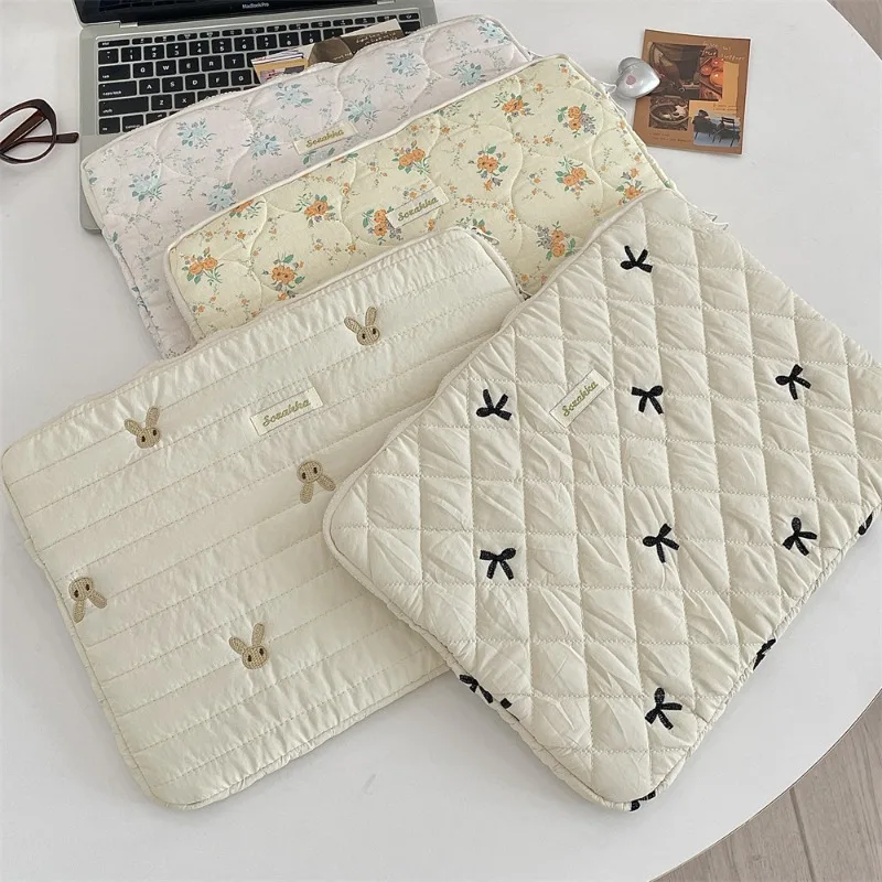 

Korean ins tablet storage cute rhombus embroidered rabbit 11/13/15 inch laptop storage