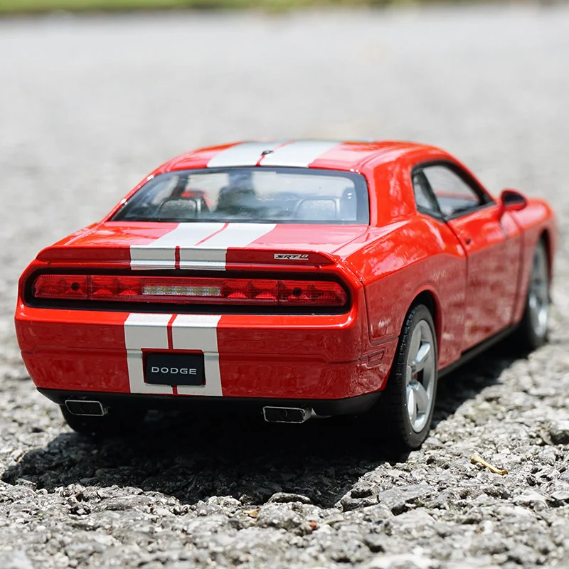 سيارة رياضية طراز WELLY-DODGE تشالينجر SRT 2012 ، لعبة معدنية ، لعبة سباق العضلات ، هدايا التجميع ، 1:24