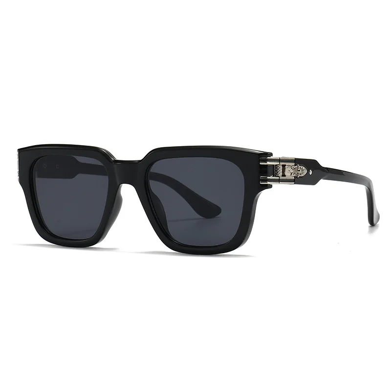 2026 New Retro Square Sunglasses Unisex INS Street Photography Trendy Designer Style UV400 Shades