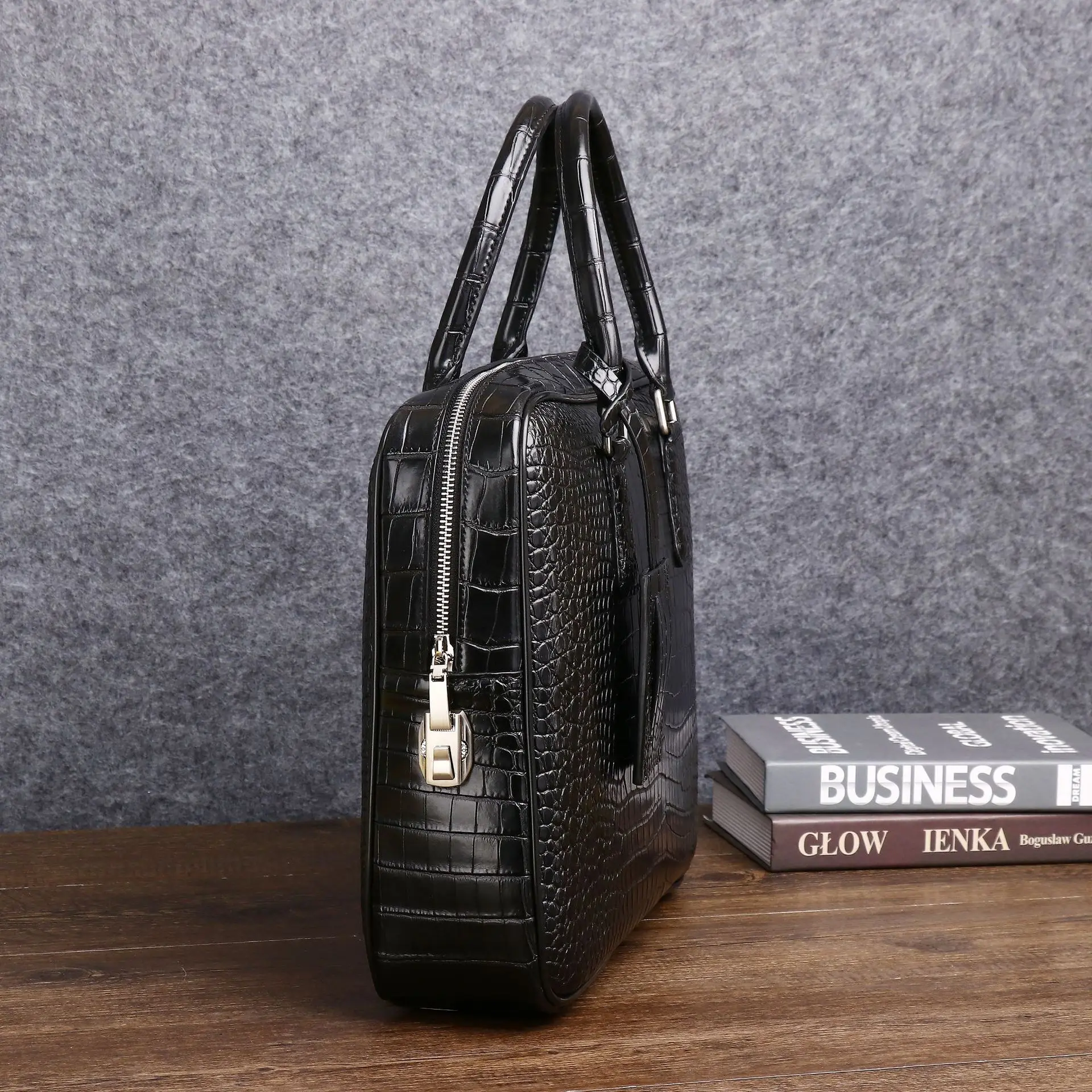 New Crocodile Belly Pattern Handbag Large Capacity Briefcase File Business Men's Trendy Computer Bag Leather Briefcases Men Bags