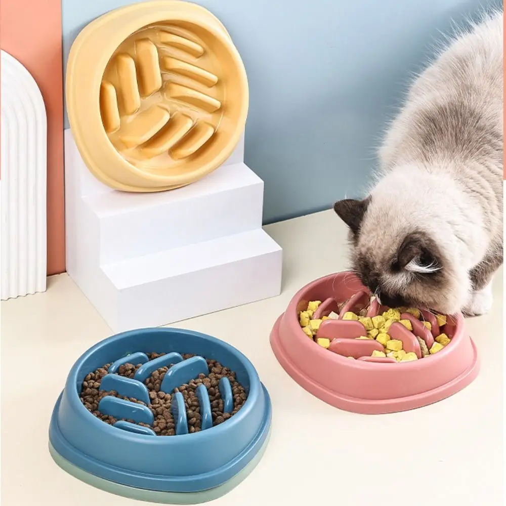 Plastic Dog Slow Food Bowl Portable Anti Slip Pet Feeding Basin Anti Choking Anti Spill Pet Food Dispenser Puppy