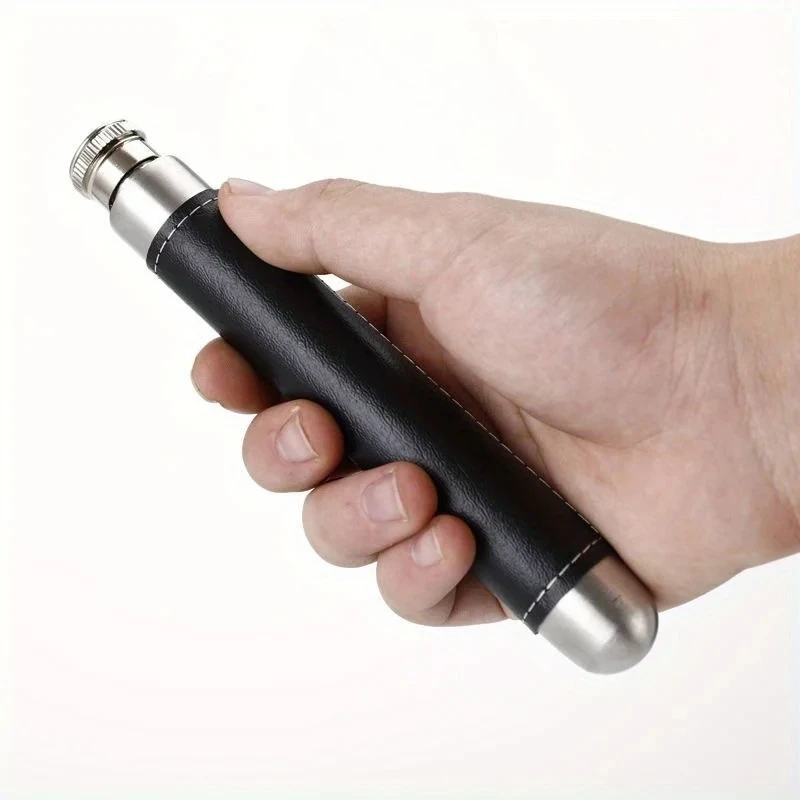 Stainless Steel Wine Tube with Veneer Portable Outdoor Wine Bottle Light Luxury Retro Genuine Leather Wrapped Travel Wine Jug