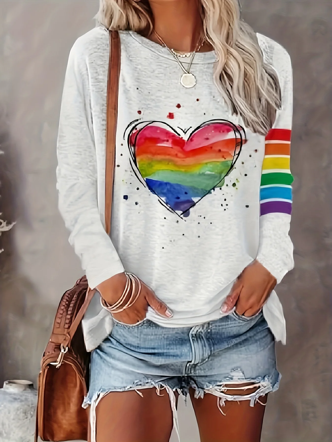 

Spring and Autumn Women's Casual Rainbow Striped Heart Printed Round Neck Long Sleeve T-shirt