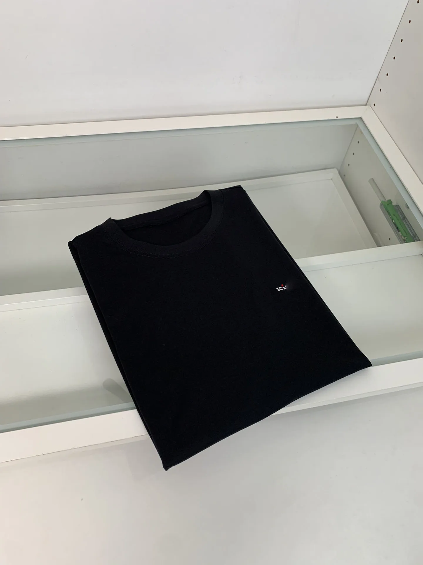 SIJITONGDAIn 2026, the new men's fashion in spring and summer featured 100 mercerized cotton short-sleeved T-shirts M-2XL.