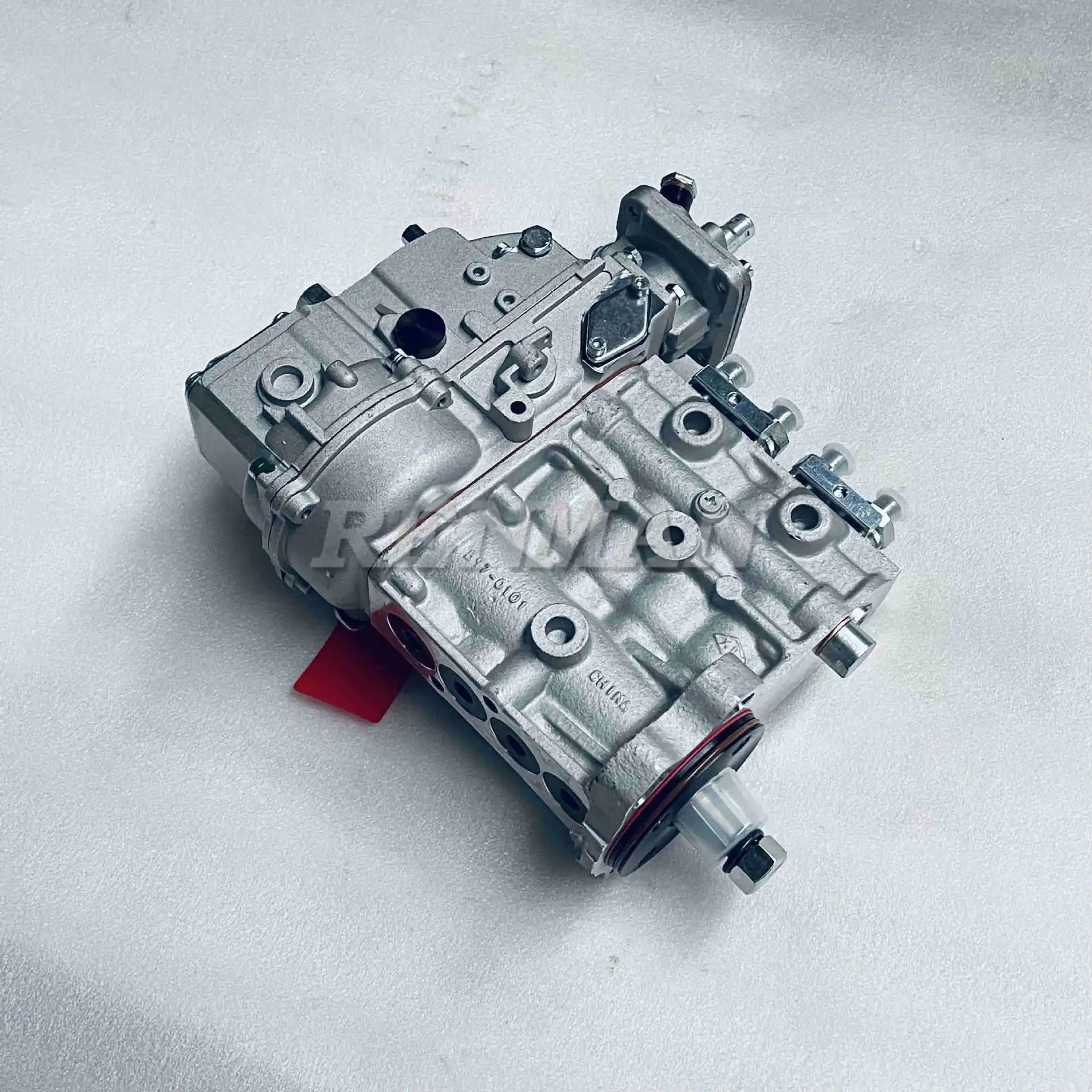 For Dongfeng Cummins engine series 4BT3.9-C105 high pressure oil pump assembly 3974628 fuel injection pump