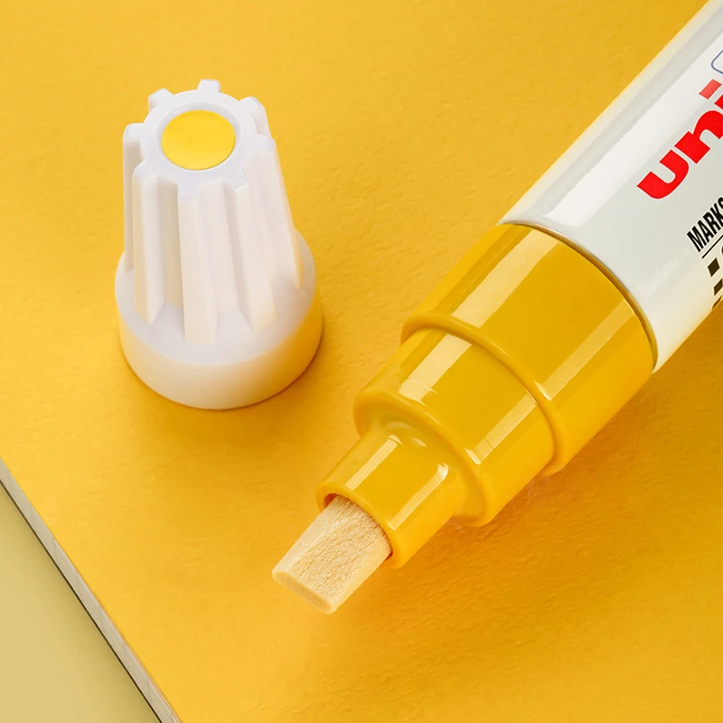 Uni PX-30 Paint Marker Permanent 7 Color Available 8.5mm Car Painting Wedding Signature Pen 1Pcs