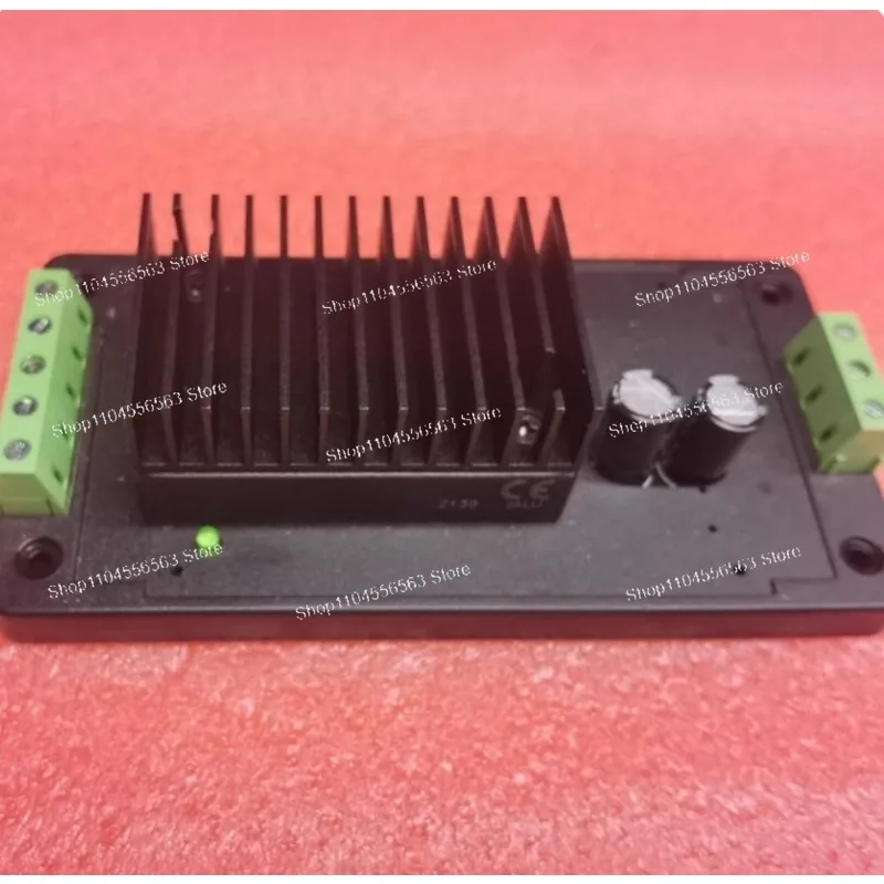 URF4812QB-200WHR3A5 power module, converting 18-75V to 12V with a current of 16.7A