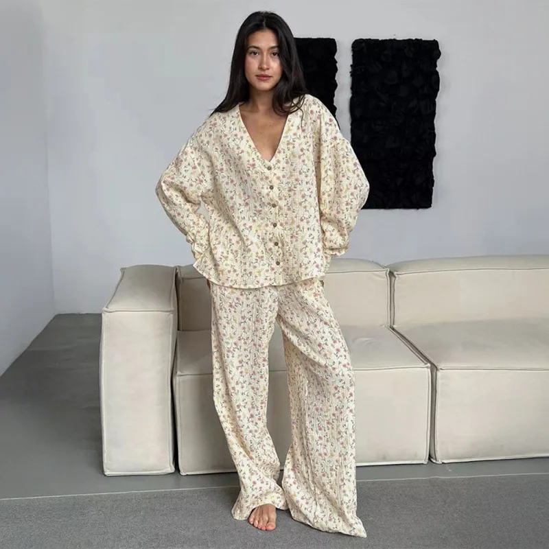 2026 belongs to your pure cotton soft and skin-friendly cardigan pajama set.