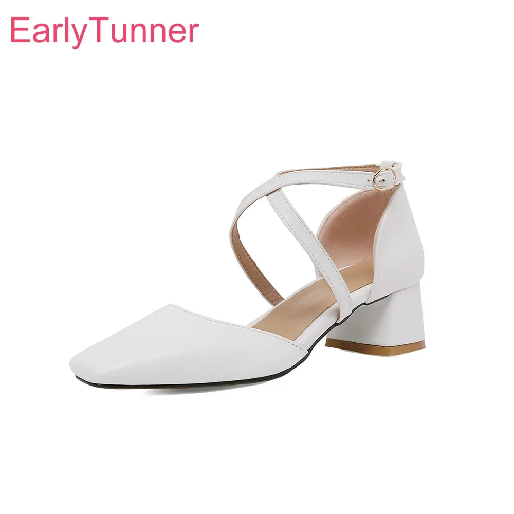 

Новые летние удобные белые красные женские сандалии на массивном каблуке, офисная женская обувь телесного цвета, большие маленькие размеры 11, 30, 436, 50