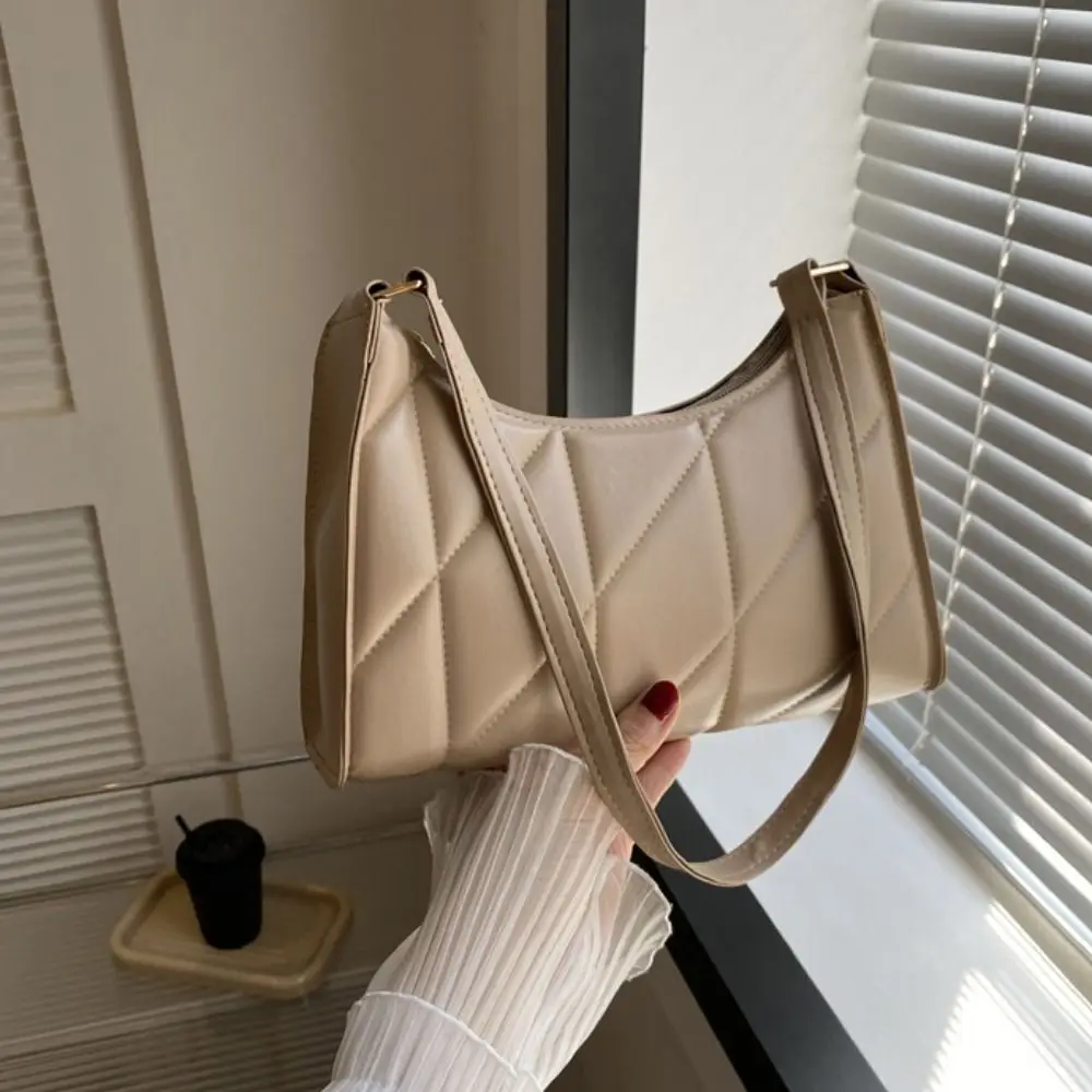 

Minimalist Rhombus Female Hobos Handbag Simple Trendy Pu Shoulder Bag Retro Solid Color Commuting Underarm Bag Travel