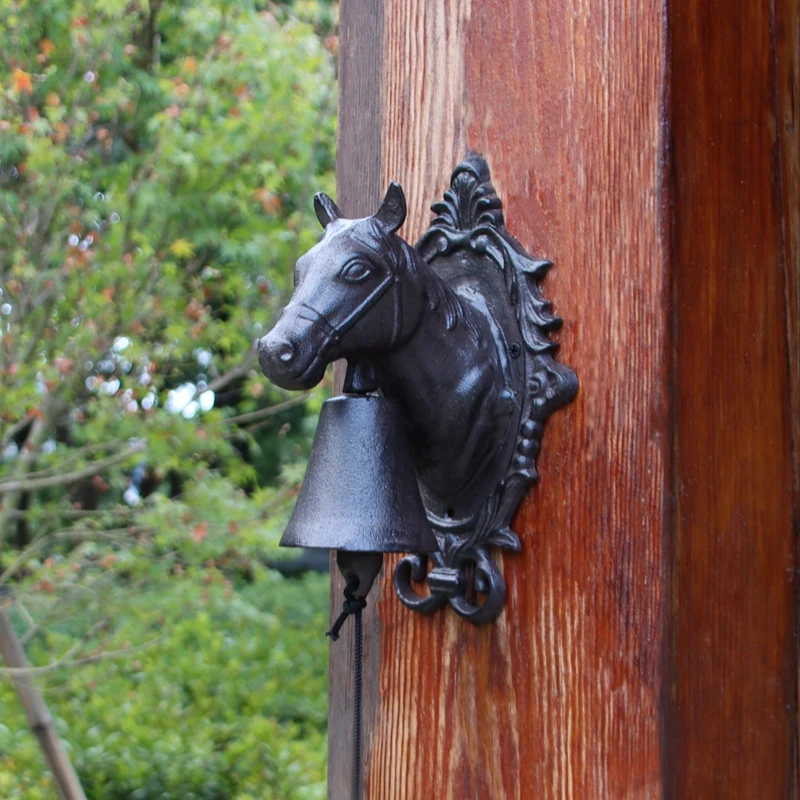 Vintage Creative Cast Iron Hand Bell, Doorbell, Iron Art Door Chime, Large Horse Head Wall Bell, Outdoor Villa Wall Decoration