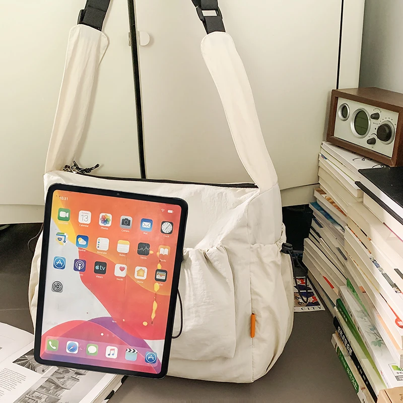 حقيبة كروس عصرية برباط سعة كبيرة للجنسين حقيبة كتف أنيقة للطلاب والرجال والنساء