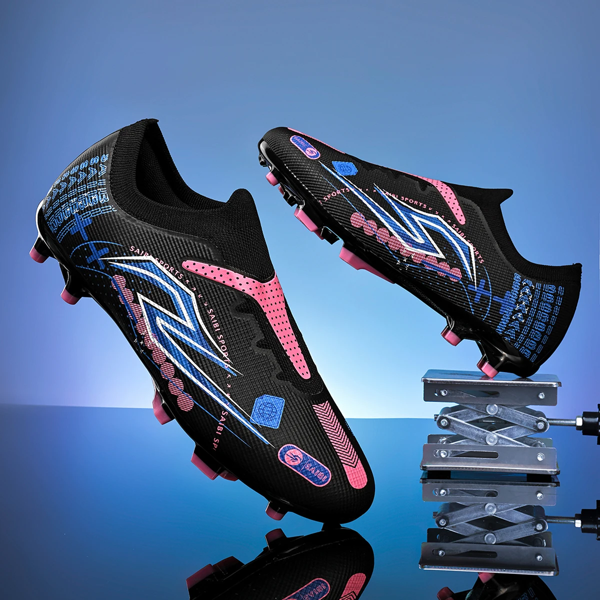 

Classic AG/FG football shoes，TPU Wear-resisting Long Studs，PU Mixed Fabric Upper，Non-slip Comfortable for Kids Outdoor Football