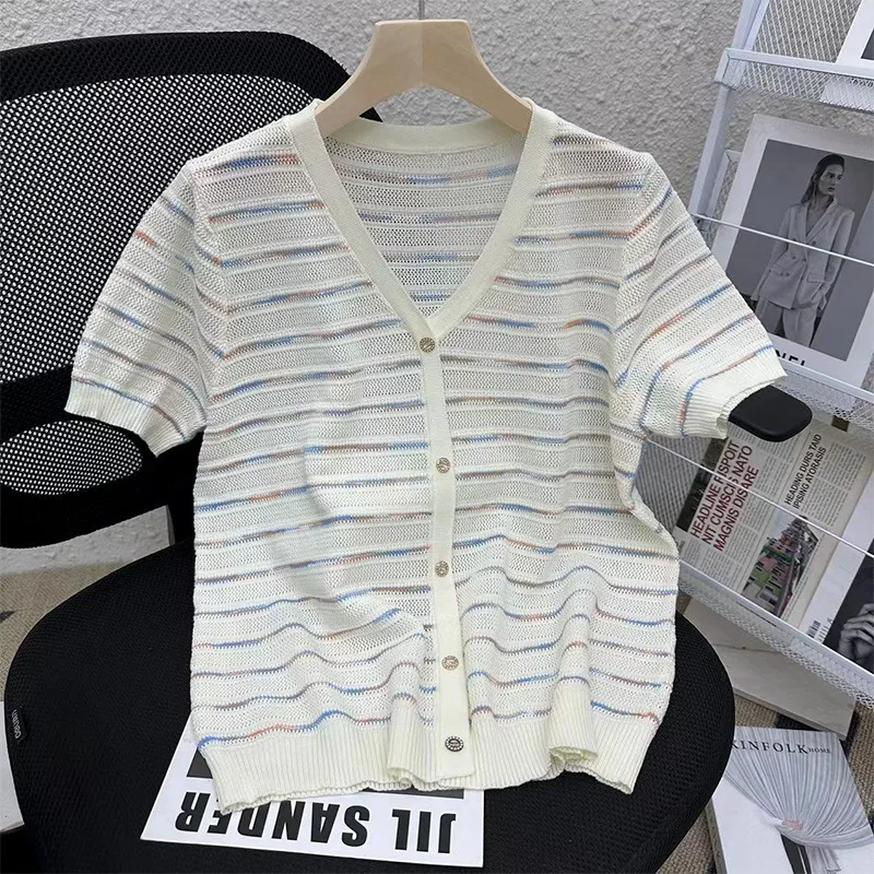 

Женская одежда, вязаная рубашка с короткими рукавами в радужную полоску, летняя свободная шикарная короткая футболка из ледяного шелка, женская модная универсальная футболка с v-образным вырезом