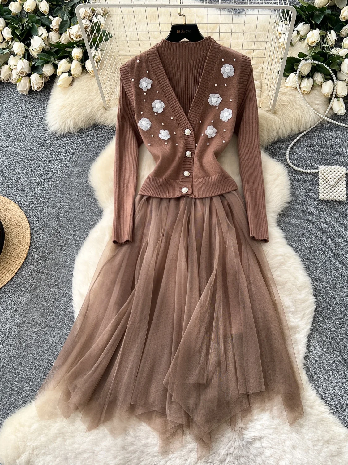 

Ele V-Ne Svel Knitted Vest And Me Dr Two-Piece Set for Women Middle-Thi Autumn Faion Casual Workwear