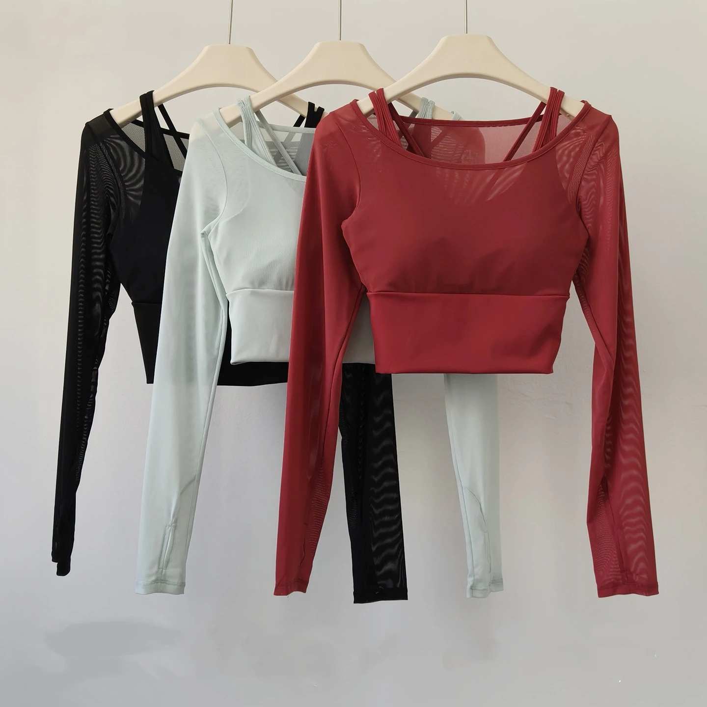 2026 Mesh Fake Two-piece Yoga Clothes with Breast Pads Long Sleeve Slimming Sports Tops Women's Pilates Training Fitness Clothes