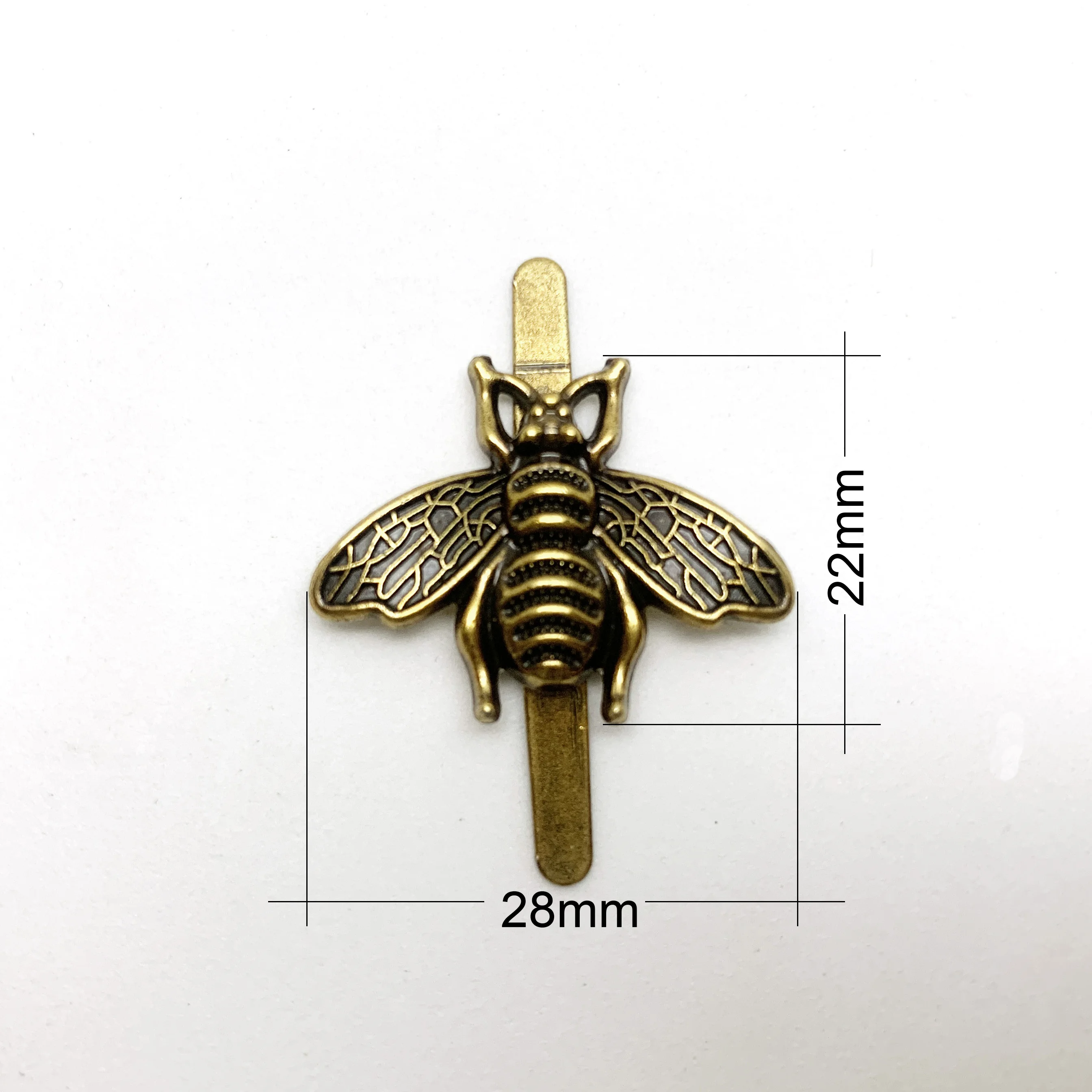 4pcs Metal Bee buttons Stud Rivet Spike Antique Gold fashion Screw for Leather craft Bags Shoes DIY Sewing Accessories Decorated