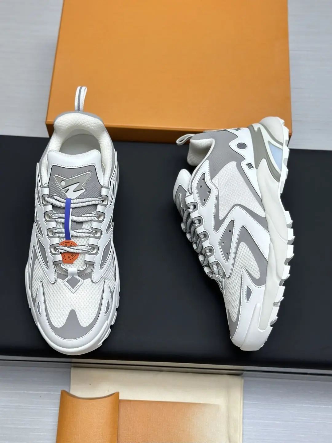 Urban‑Hangout‑Fit Unisex Casual Skateboarding Shoes Classic Board Sneakers Anti‑Slip Wear‑Resistant Shock‑Absorbing Lace‑Up Footwear Breathable Upper For Youth Multi‑Scene Outfits