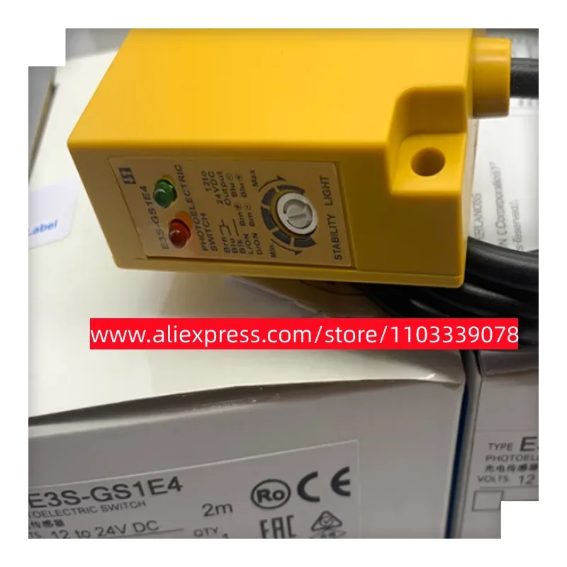 2PCS New E3S-GS1E4 E3S-GS1B4 inductive photoelectric switch