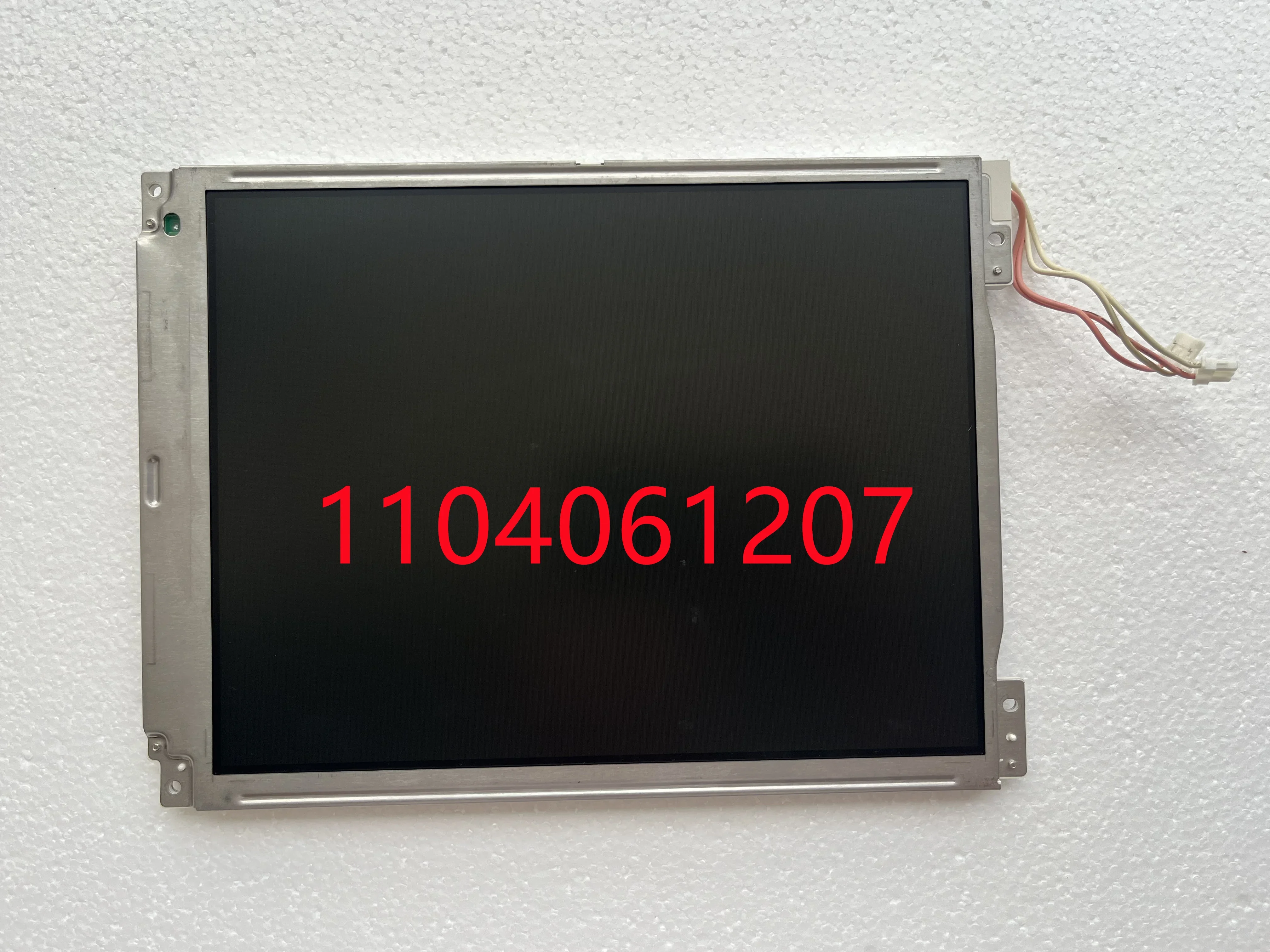 pantalla-lcd-industrial-lq104v1dg51-de-104-pulgadas-640-480-prueba-del-100-envio-rapido