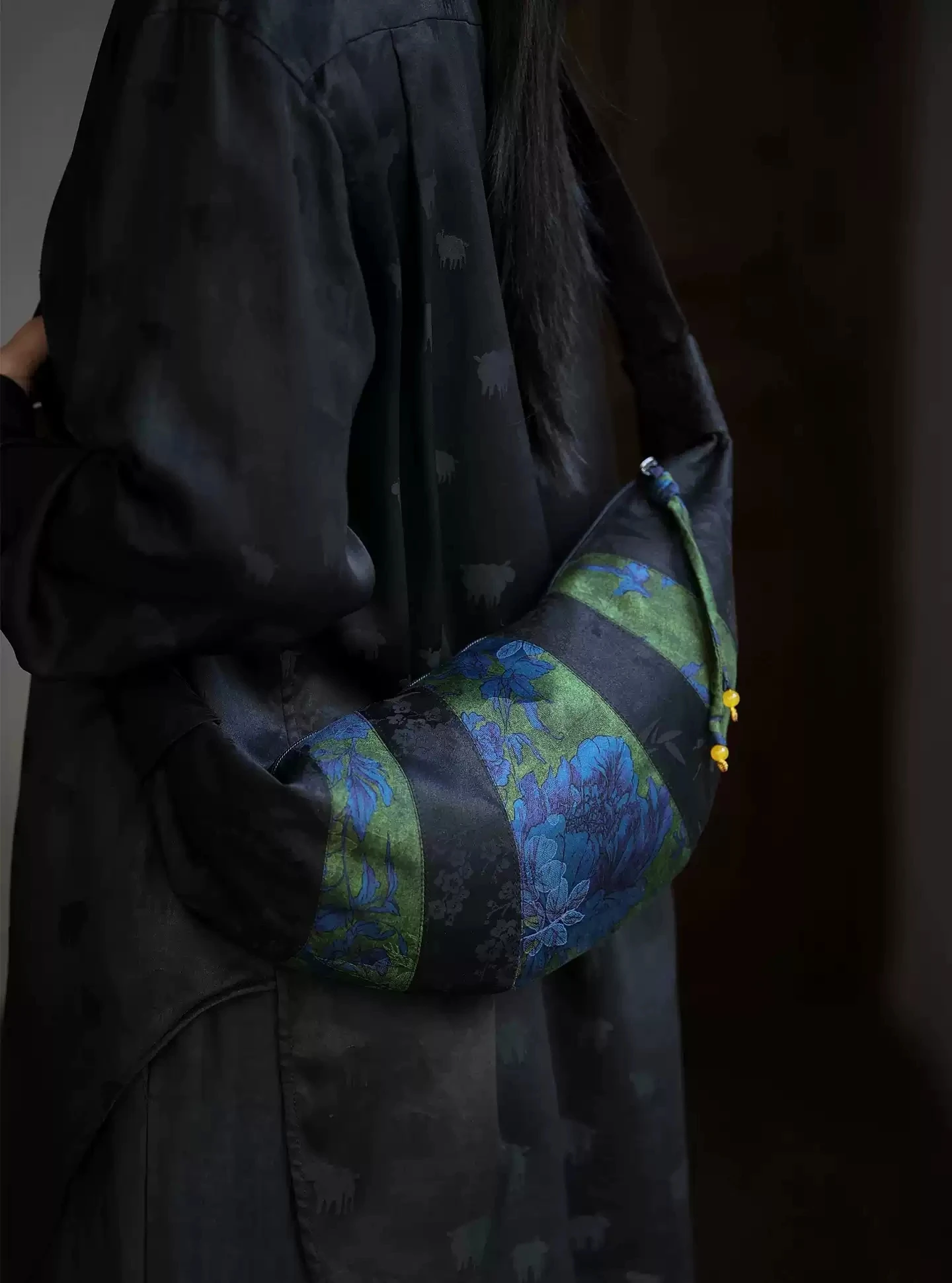 Women New Chinese Xiangyunsha Silk Crescent Crossbody Bag Floral Color Block Soft Fabric Shoulder Sling Bag