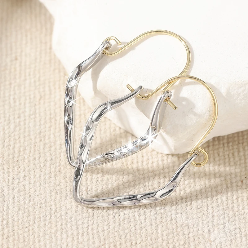 Vintage Hand Carved Geometry Dangle Women's Earrings Two Color Metal Daily Wear Party Jewelry Anniversary Gift