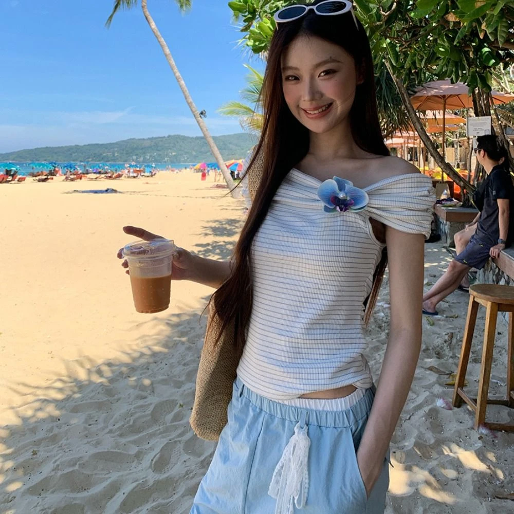 

All-match Stripe Off Shoulder Crop Top Slim Fit Ins Stripe Flower T-shirt Female Clothing Sweet Bohemia T Shirts Female