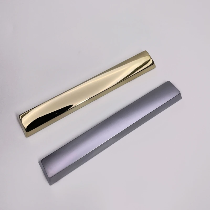 Zinc Alloy Spacebar Keycap in Gold/Silver Finish for Mechanical Keyboards Long Service for Gamers and Office Workers